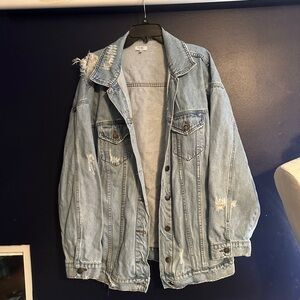 Tobi Oversized Distressed light wash Denim Jacket size medium